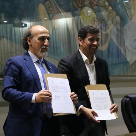 USACH y Cerro Navia firman convenio con el Banco de Alimentos de la comuna 