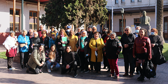 Adultos mayores de Melipilla realizan ruta patrimonial en campus Usach