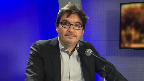 Entrevista a director Escuela Psicología, en el marco de Guía de Salud Mental