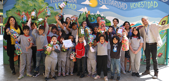 “Transforma Tu Tapa”: Tres colegios de Estación Central aportan en campaña de reciclaje de la Usach