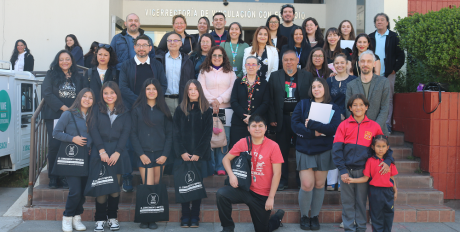 Usach y Oficina Local de la Niñez lanzan podcast que promueve la participación infantil en Estación Central