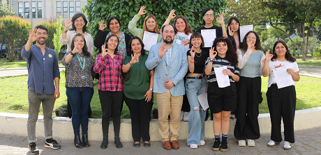 Estudiantes Usach traducen relevante reporte medioambiental en asignatura vinculada con la Alianza Basura Cero