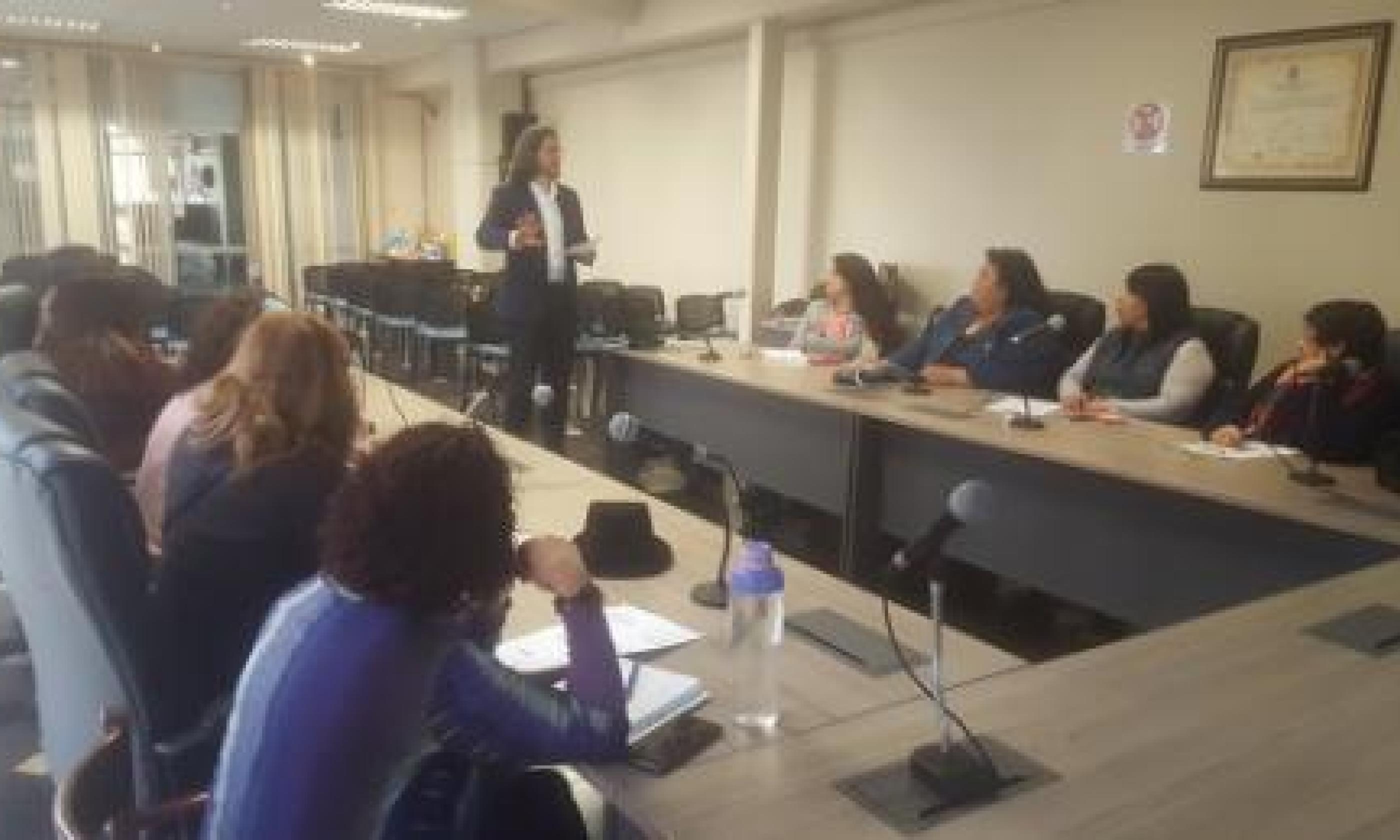 Departamento de Contabilidad y Auditoría realiza capacitaciones a emprendedoras de La Reina