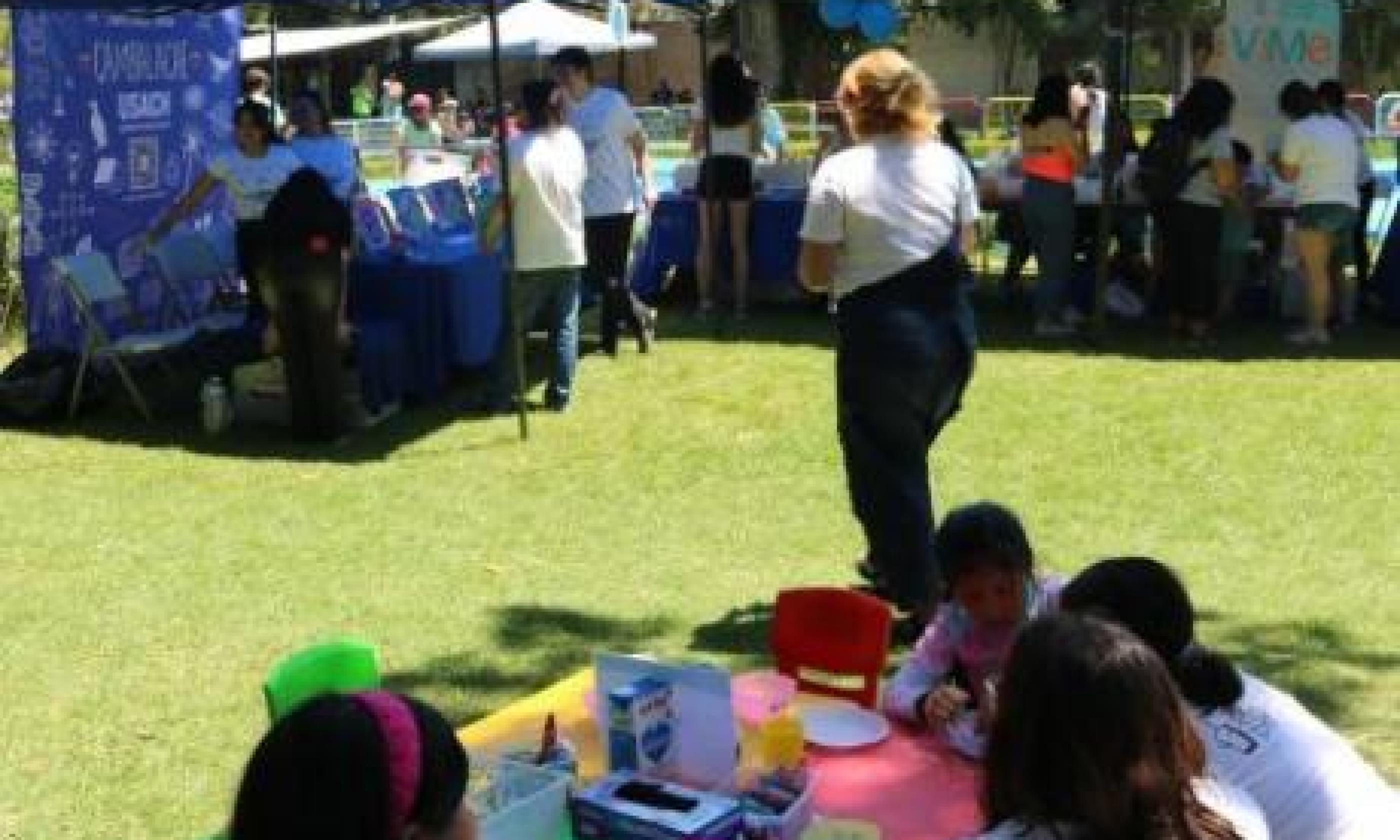 VIME lleva "Vive la Ciencia" a Estación Central junto a la Delegación Presidencial de la RM
