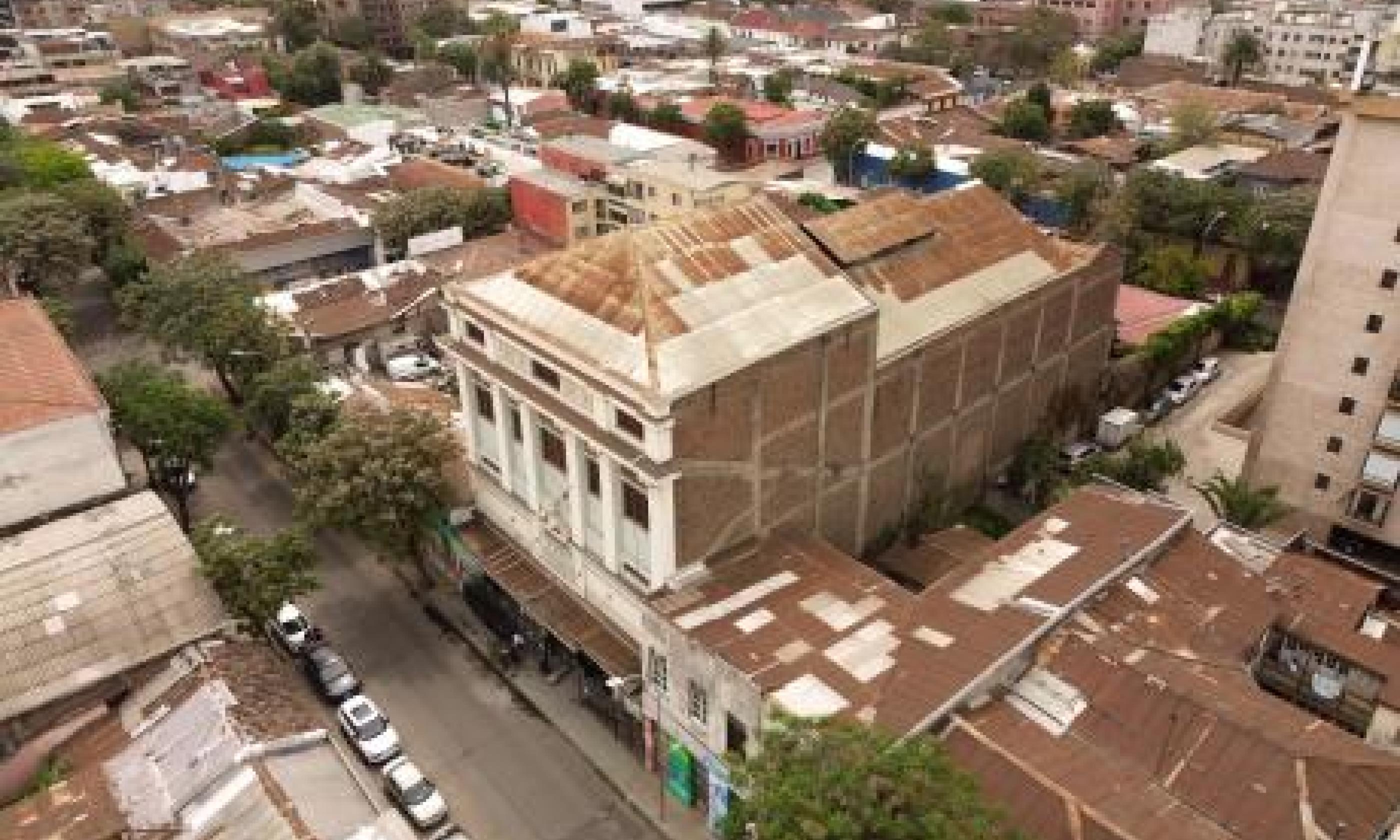 Teatro Comunitario Novedades da un paso hacia su rehabilitación gracias a proyecto Fondo VIME Estudiantil de la Escuela de Arquitectura