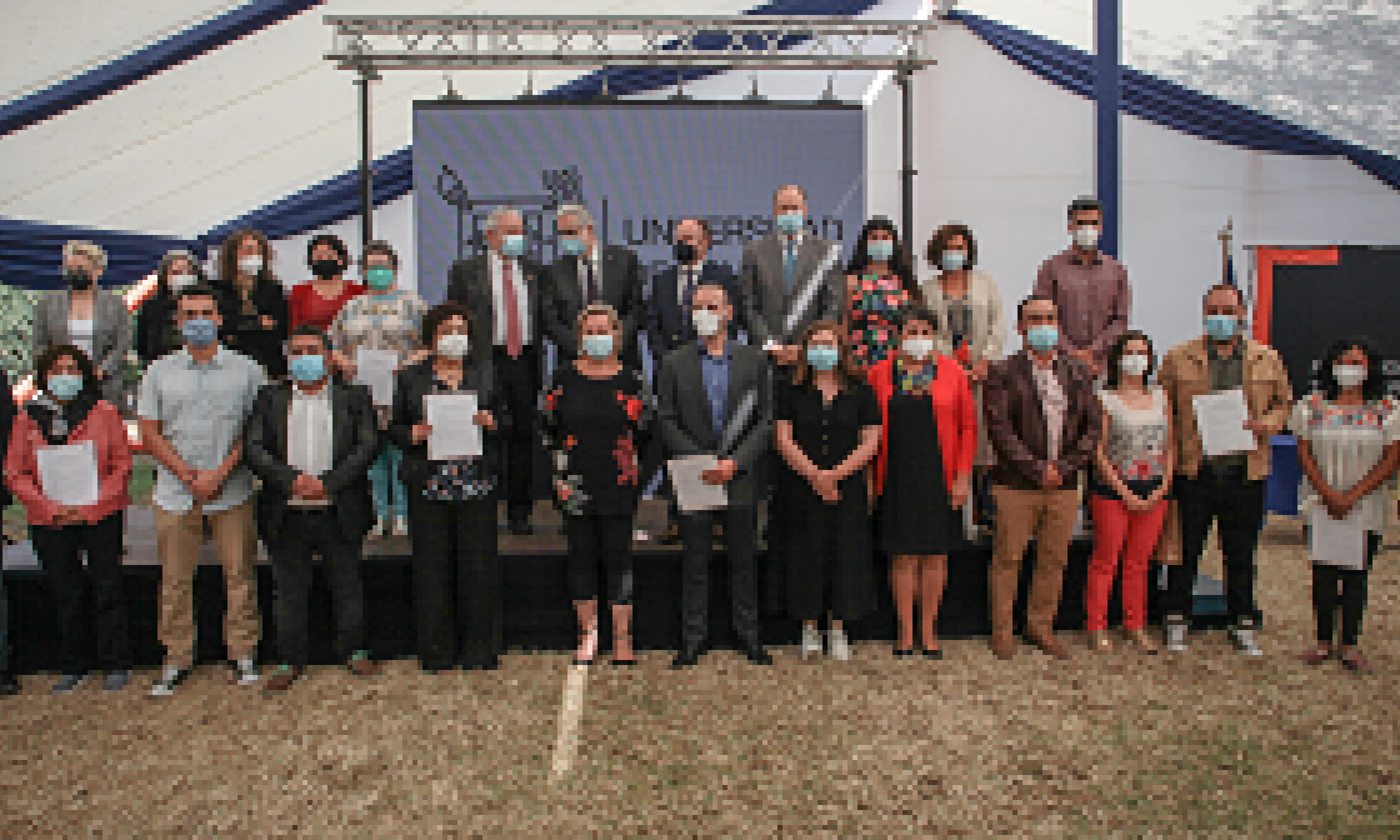 Universidad de Santiago reconoce a egresadas/os y académicas/os por su aporte a la vinculación con el medio