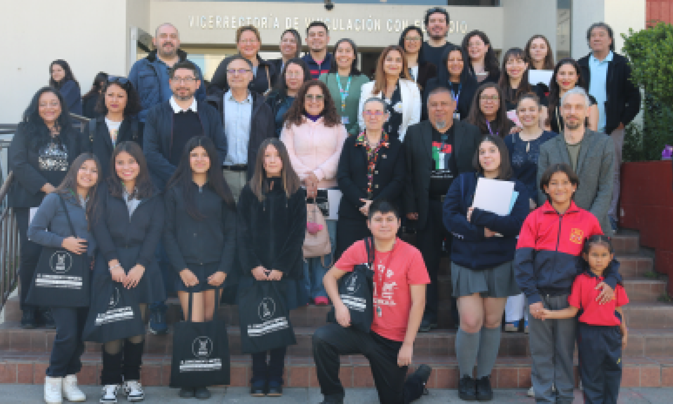 Usach y Oficina Local de la Niñez lanzan podcast que promueve la participación infantil en Estación Central
