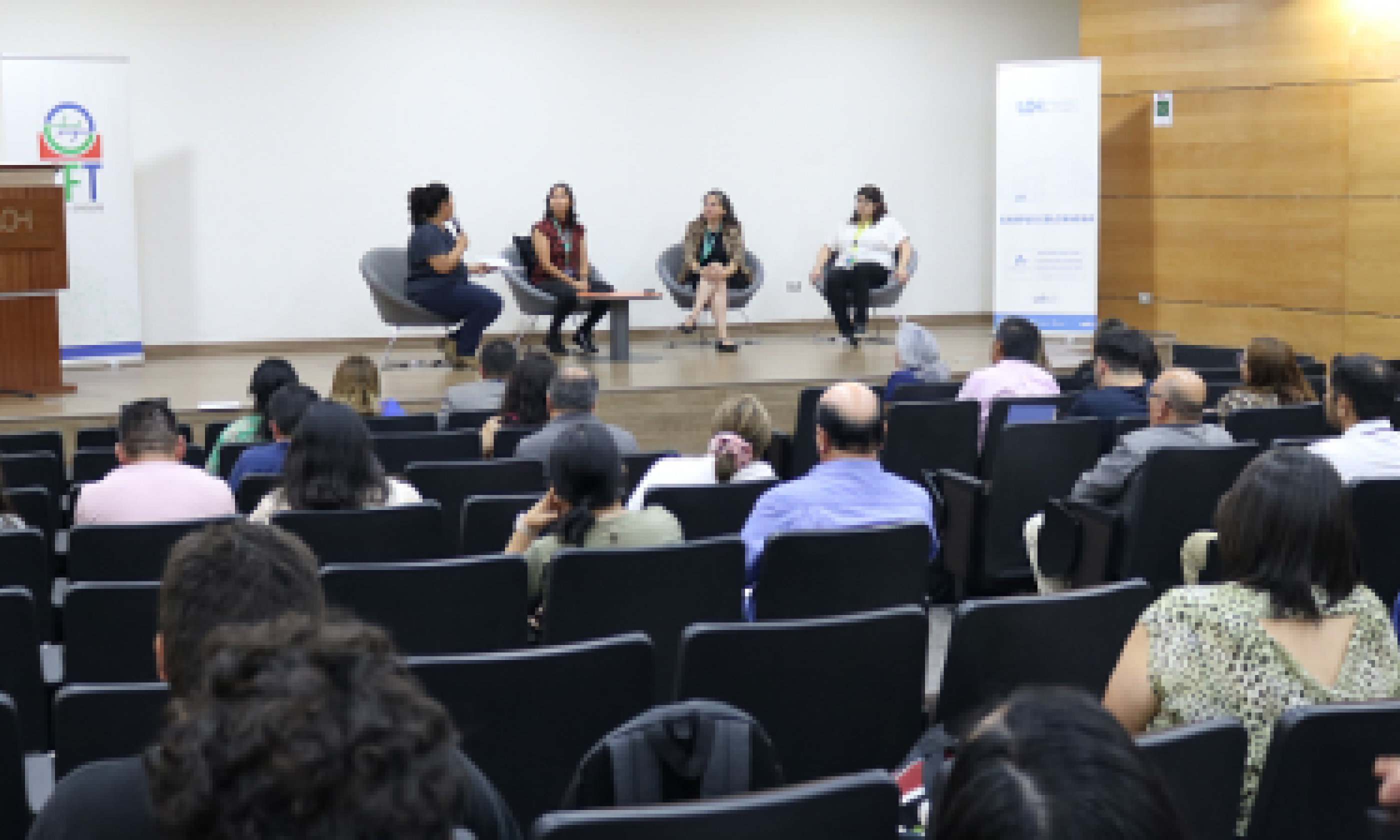 DVE participa en seminario sobre la educación al servicio de los territorios organizado por el CFT Estatal de O'Higgins